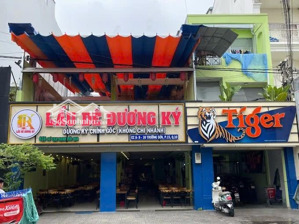 cho thuê nhà mặt tiền đường trường sơn, quận 10, diện tích: 12x25m, trệt 1 lầu, giá 135 triệu