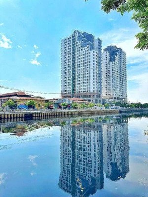 bán cc d-aqua, bến bình đông, 3,3 tỷ, 68m2, 2pn, 2wc