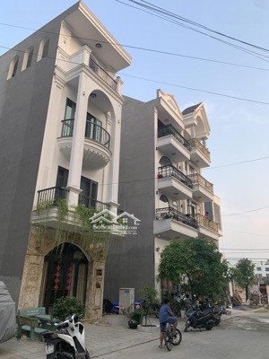nhà 5 tầng trong khu phân lô đồng bộ, full nội thất, đường lê thị riêng, dt 60,5m2 (4,4x14), q12