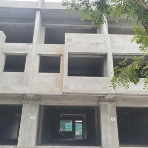 bán nhà phố giá rẻ nhất các khu ecopark diện tích 105m2 giá 15.5 tỷ. liên hệ 0932375356