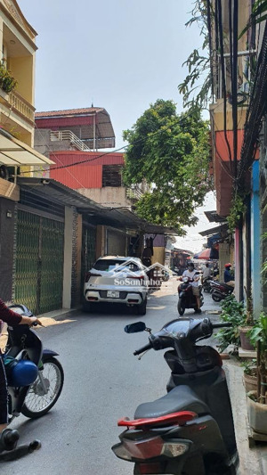 đất vàng yên viên 102m2 / 9.9 tỷ mặt tiền kinh doanh ô tô tránh, ngõ thông, sát mặt đường lớn
