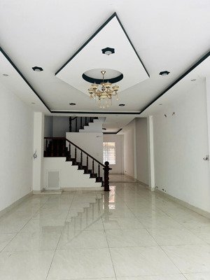 cho thuê nhà riêng tại dự án khu phố thương mại mai anh, trảng bàng, tây ninh diện tích 360m2