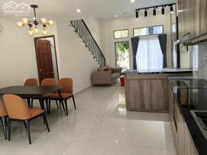 Chính chủ Cho Thuê Biệt Thự tại The Standard Q. Tân Uyên Bình Dương