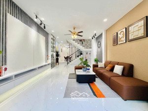 bán nhà ngay ngã 4 phú nhuận - mtđ cầm bá thước - p7 - phú nhuận, dt 49m2, giá 3tỷ750, sổ riêng