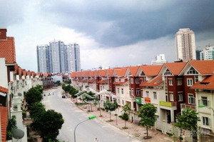 bán liền kề làng việt kiều châu âu - mỗ lao - hà đông, dt 79m, 4 tầng, mt 4.5, giá 21 tỷ