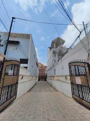 cho thuê phòng trọ giá tốt 2,8 triệu, 28m2 tại đình phong phú, quận 9, hcm