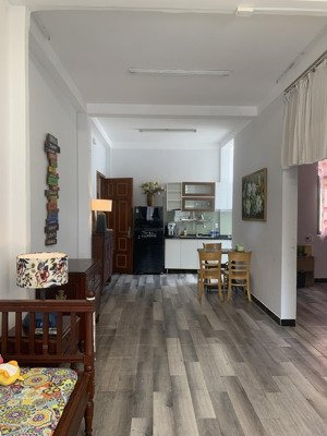 bán chung cư bùi viện - quận 1 ( 57m2 - 2pn 1wc ). giá 4,3 tỷ. có sổ - thang máy