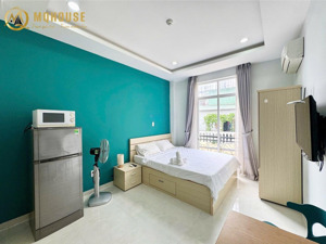 cho thuê căn hộ quận phú nhuận_studio ban công rộng 35m2_full nội thất_toà nhà thang máy
