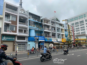 mặt tiền lê lợi ngay đh công nghiệp 4 dt: 5x20m kết cấu 3 tầng, giá chỉ: 14 tỷ, hđt 40tr/tháng