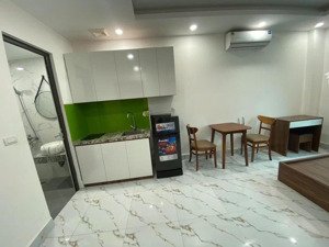 toà chdv đội cấn ba đình-110m x 8 tầng full nội thấtdòng tiền 130tr/thángthang máy-26 tỷ