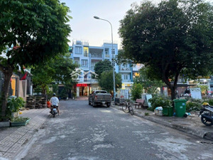 khu vip lê văn việt, khu cán bộ dân sinh cao đất 72m2 chỉ 7,2 tỷ