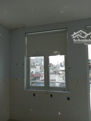 chính chủ cho thuê phòng trọ ngay trung tâm quận 10, ngay chợ hoa, khu ẩm thực hồ thị kỷ