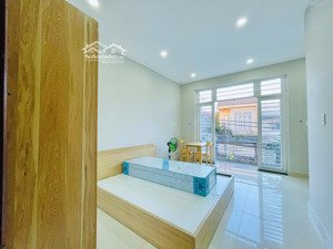 studio ban công, cửa sổ - nhà mới, sieu ngon ngay sát vách gigamall thủ đức