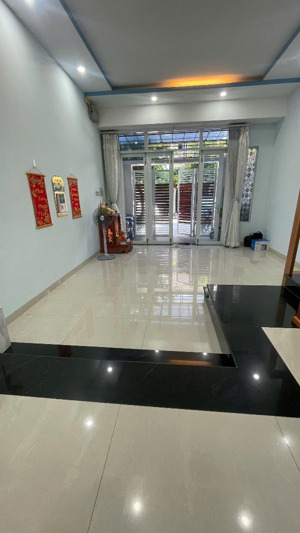 nhà 3 tầng khu đô thị vĩnh điềm trung nha trang 5ty6 đường rộng 13m