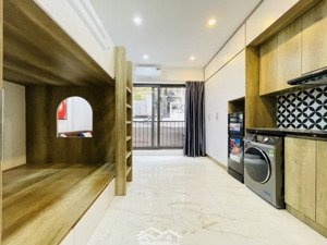 duy nhất, căn ccmn mới tinh ngay hồ ba mẫu, 7 tầng tháng máy, giá chỉ 7,5 tỷ