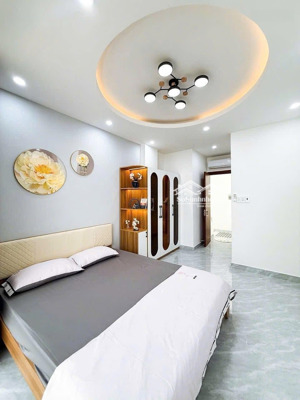 chú tám gửi bán căn cô bắc, diện tích 38m2, giá 2tỷ970. sổ riêng, liên hệ đi coi nhà liền