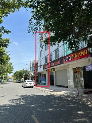 khẩn cấp khách sạn đang khai tháng 65tr / tháng đều tại vietsing xịn sò