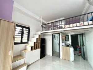 chdv duplex ban công máy giặt riêng ngay cầu kênh tẻ quận 4 thuận tiện sang trung tâm quận 1