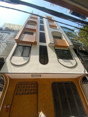 cho thuê gấp nhà trọ 1pn, 24m2 tại phùng khoang, nam từ liêm, 4,7 triệu