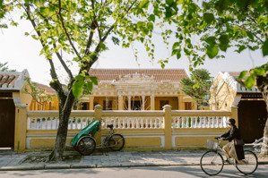 cho thuê mt siêu hot 650 triệu, 2000m2 tại phan châu trinh, hội an nhà cổ pháp