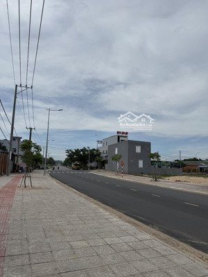 bán đất đường bàu bàng 6mx23m có 40m2 thổ cư,khu vực kinh doanh buôn bán sầm uất