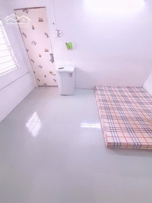phòng trọ giá rẻ thoáng mát gần sân bay, chợ phạm văn bạch