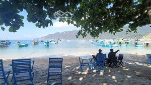 chuyên đất biển ninh vân. căn góc 2 mặt tiền view nhìn biển. ngay bãi tắm chính ninh vân