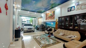nhà phố 130m² view sông 5pn, 2 lầu - sổ hồng riêng gần gs metro city, chỉ 5,6 tỷ!