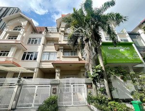 biệt thự mặt hướng kv hồ sinh thái kdc himlam quận 7 200m2 shr, có tm bán: 56 tỷ lh: 0908935765