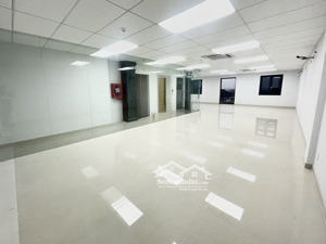 cho thuê văn phòng đường bạch đằng , p2 , tân bình , diện tích 110m2 giá 27 tr