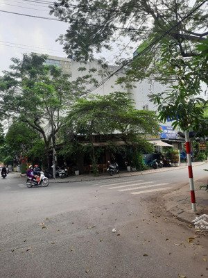 siêu hiếm, nhà mặt phố phú diễn, 100m2, 2 mặt thoáng, kinh doanh, lô góc. giá nhỉnh 25 tỷ