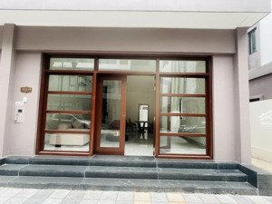 cho thuê căn shophouse kinh doanh 110m miễn phí 2 năm