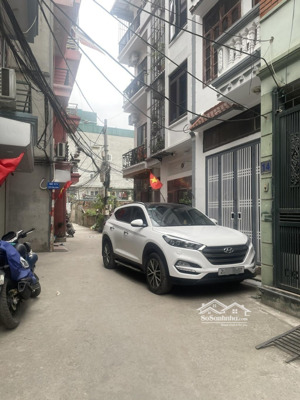 bán nhà nguyễn khoái - ô tô đỗ cửa - nhà kiên cố - thoáng mát