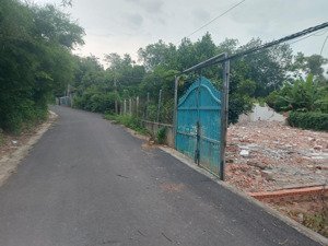 bán 4 lô liền kề f0 mới bung cho khách đầu tư đường nhựa 5m thông phường tương bình hiệp