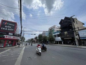bán nhà mặt tiền đường 30/4 phường rạch dừa, vũng tàu dt 430.4m2 ngang 12m giá chỉ 28tỷ còn tl