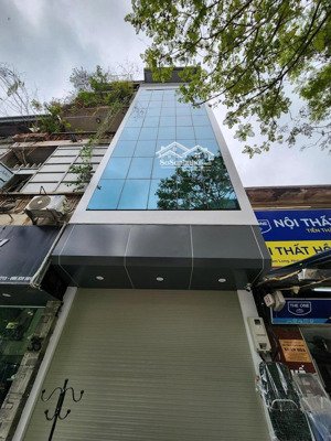 tôi có nhà đào tấn, ba đình cần cho thuê dt 50m, 6 tầng thông sàn,có thang máy, đh đầy đủ gá 19,8tr