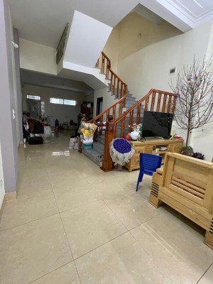 nhà 3 tầng kinh doanh tại tp bắc giang