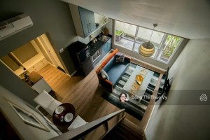 vintage duplex apartment balcony sân vườn rộng thoáng, toà nhà biệt thự ngay nam kỳ khởi nghĩa