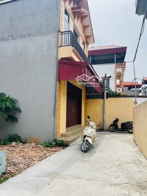 bán nhà 2 tầng đẹp tại bến trung bắc hồng ô tô vào, 76m2 giá 4 tỷ