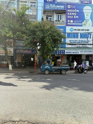 giá k thể tin được - 650tr căn nhà nhỏ ngay trung tâm cho con em đi học - lấy hộ khẩu p,ninh kiều