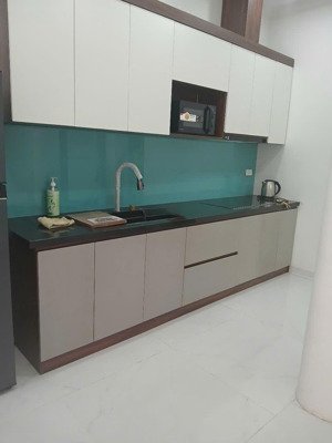 chính chủ cho thuê nhà tầng 1 có gác xép ngõ bà triệu, hai bà trưng
