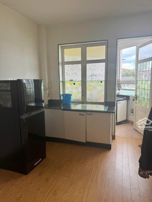 bán căn góc chung cư yersin 1,5 tỷ có thang máy, 2 phòng ngủ đều có cửa sổ thoáng