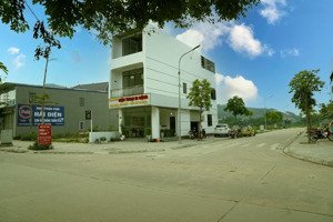 chính chủ bán đất nền dự án vạn phú shophouse thái nguyên (sổ đỏ cất két sẵn sàng gd)