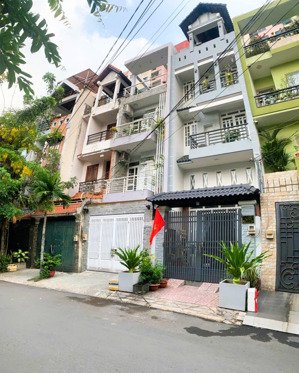 siêu hẻm p7 ,nguyễn oanh , nhà hxh 10m quy hoạch bàn cờ , giá nhỉnh 9 tỷ , dt 80m2 , 3 tầng