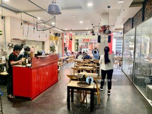 nhà hoàng văn thụ 196,7m2 ngang 9,5m có 2 mặt tiền trước sau kinh doanh thuận lợi