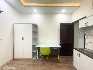 tìm phòng q8, chuyên phạm hùng nối dài ban công cửa sổ full nội thất