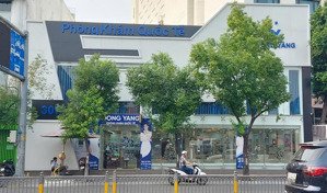 chính chủ mặt tiền 307 nguyễn văn trỗi, p1, q.tân bình - dt 18x20m, 2 tầng, giá 140tr/tháng