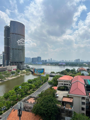 cho thuê căn hộ view sông 2pn 2wc đầy đủ nội thất saigon royal