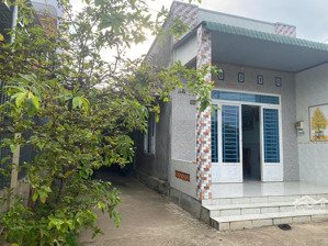 cần bán nhà mặt tiền có 2 phòng ngủ ở đường vô bến nước, ấp bến nôm 1, phú cường định quán,đn