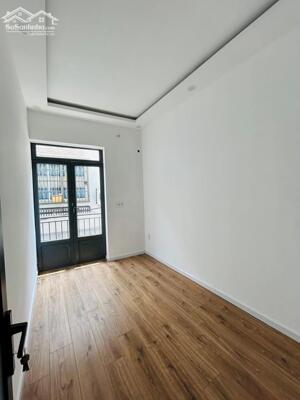 Nhà đẹp giá rẻ cách MT 50m đường Hồng Lạc, Tân Bình, 70m2, giá 5tỷ8, sổ hồng riêng, tiện kinh doanh